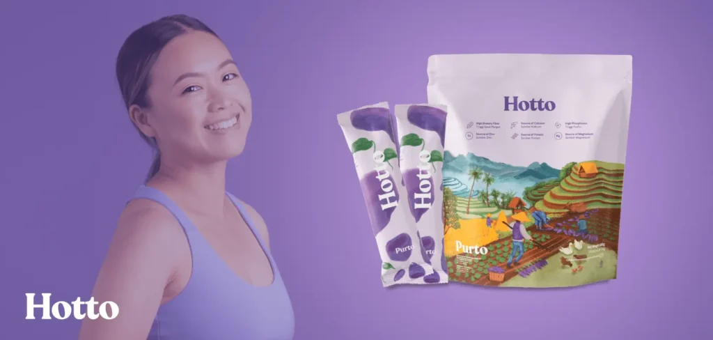 Konsumen memindai label Shieldtag pada produk Hotto untuk mengecek keaslian produk